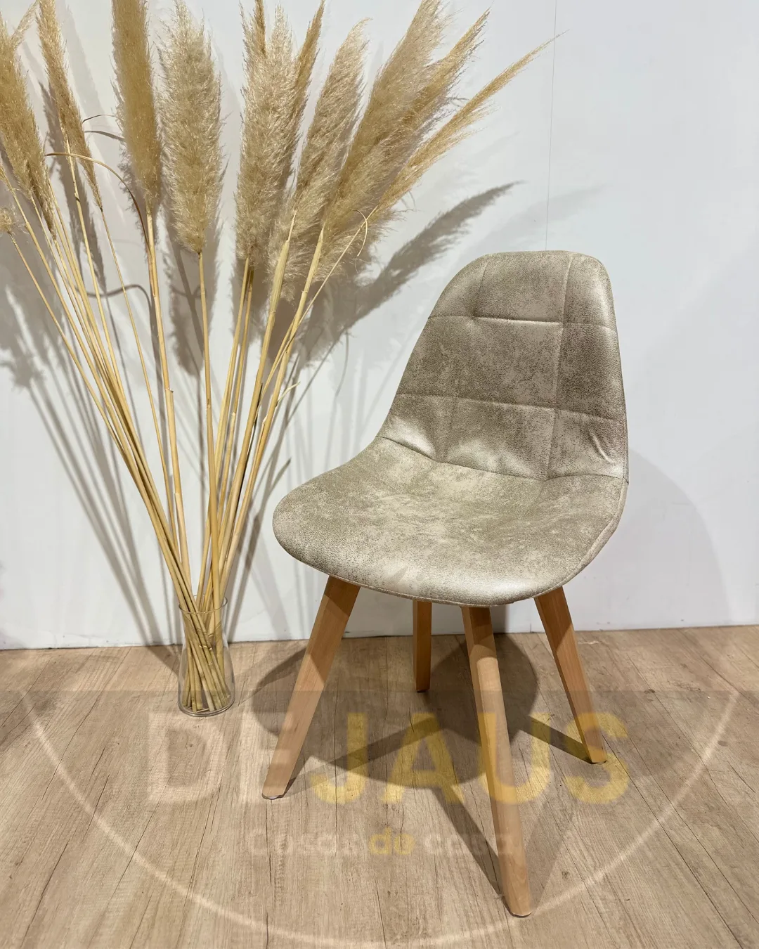 Silla Capitoné PU