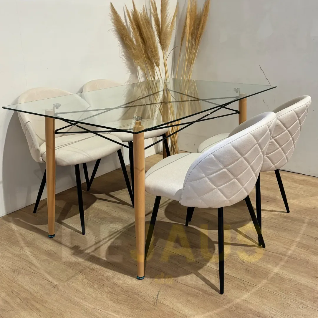 Comedor 4 personas Mesa Charles con Sillas Tokio Felpa Black