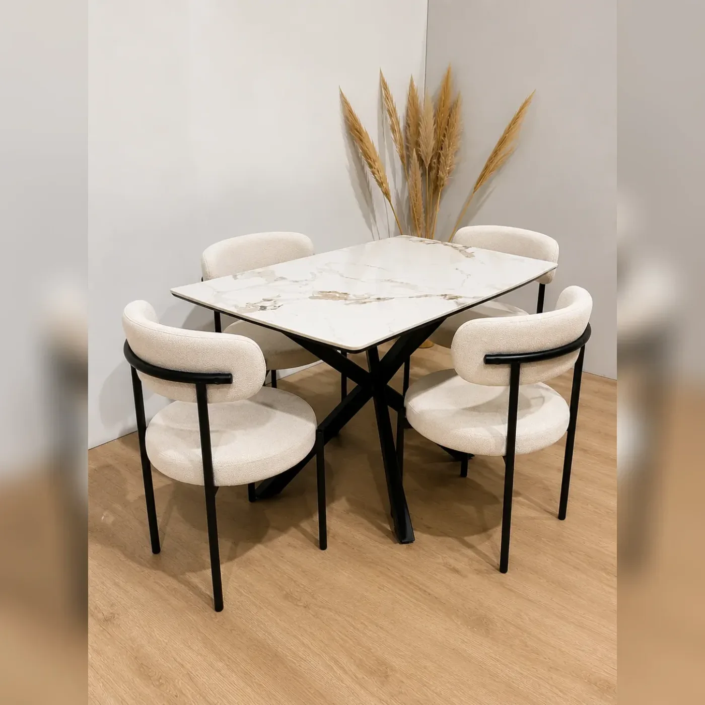 Mesa Warwick Stone Rectangular con 4 Silla Oslo Lino Black